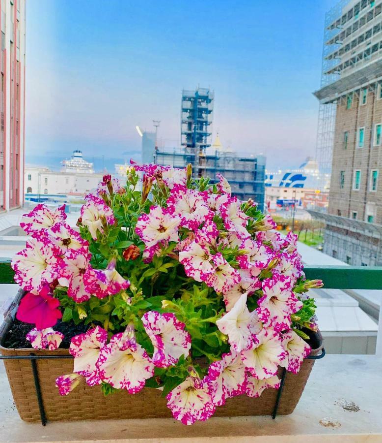 La Terrazza Sul Porto Daire Napoli Dış mekan fotoğraf